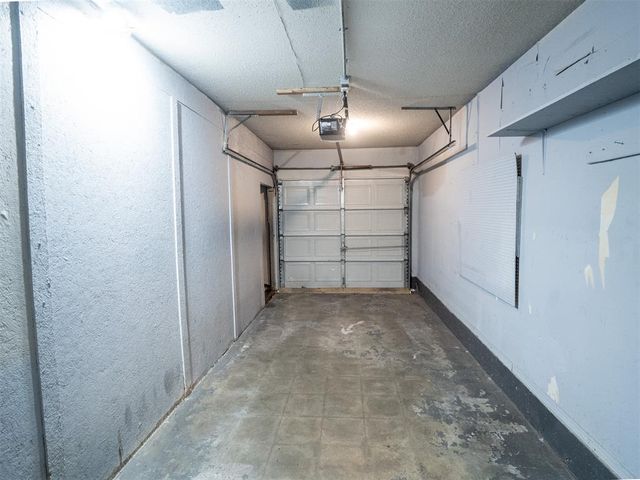 1700 N Janeway Avenue, Moore, OK 73160