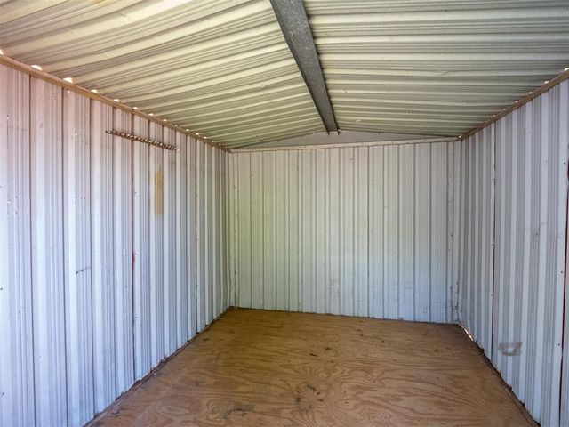 1700 N Janeway Avenue, Moore, OK 73160