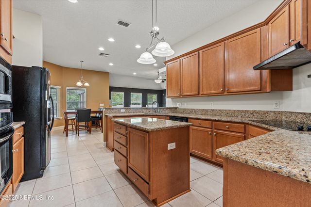 11279 SADDLE CREST Way, Jacksonville, FL 32219