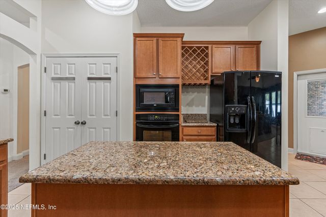 11279 SADDLE CREST Way, Jacksonville, FL 32219