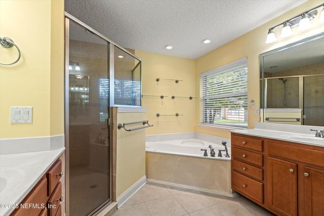 11279 SADDLE CREST Way, Jacksonville, FL 32219