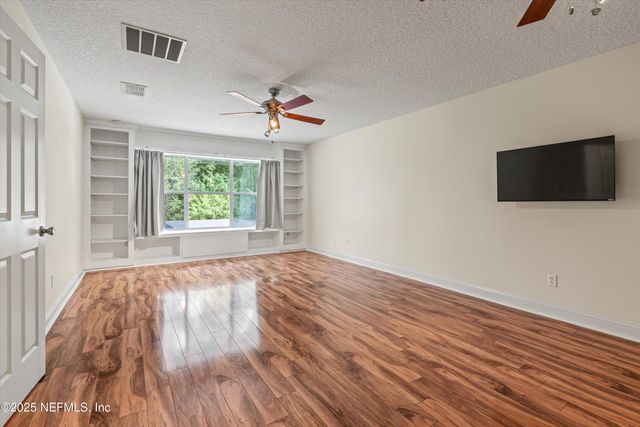 11279 SADDLE CREST Way, Jacksonville, FL 32219