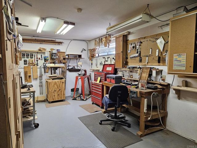 28124 Mountain Meadow Road, Escondido, CA 92026