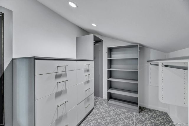 33 Old Canoe Place Road, Hampton Bays, NY 11946