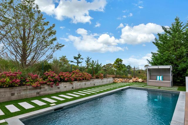 33 Old Canoe Place Road, Hampton Bays, NY 11946