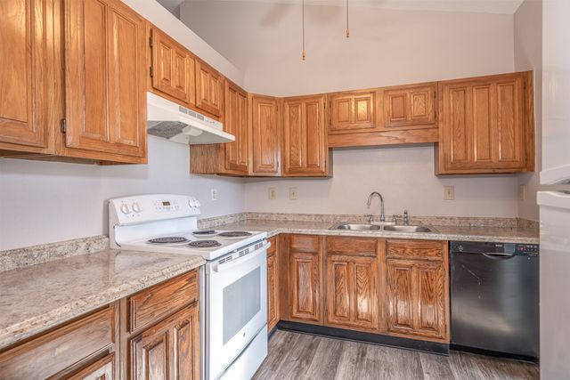 2911 Forest Creek Drive, Fort Worth, TX 76123