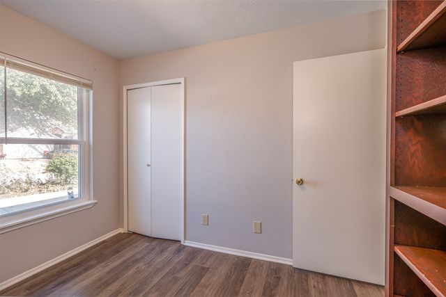 2911 Forest Creek Drive, Fort Worth, TX 76123