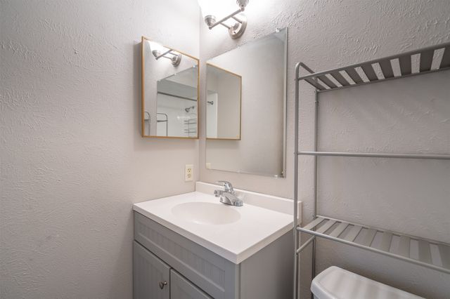 2911 Forest Creek Drive, Fort Worth, TX 76123