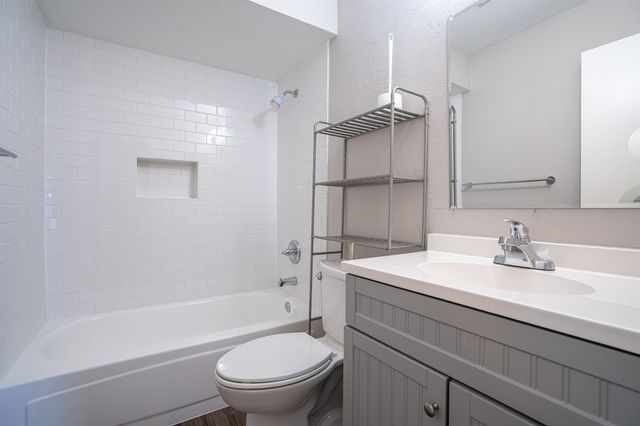 2911 Forest Creek Drive, Fort Worth, TX 76123