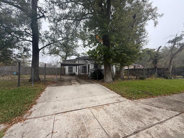 2630 Carmel Street, Houston, TX 77091