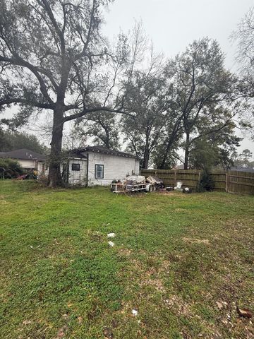 2630 Carmel Street, Houston, TX 77091