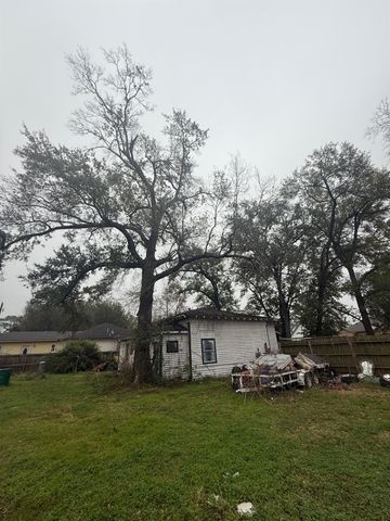 2630 Carmel Street, Houston, TX 77091