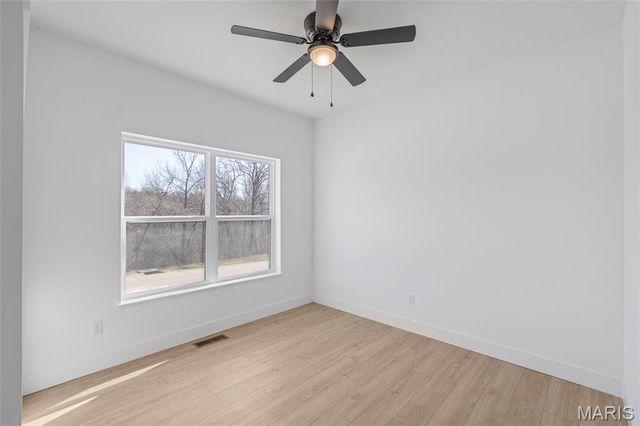 220 Echo Lake Circle, Byrnes Mill, MO 63025