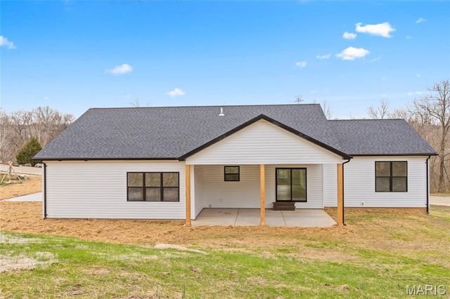 220 Echo Lake Circle, Byrnes Mill, MO 63025