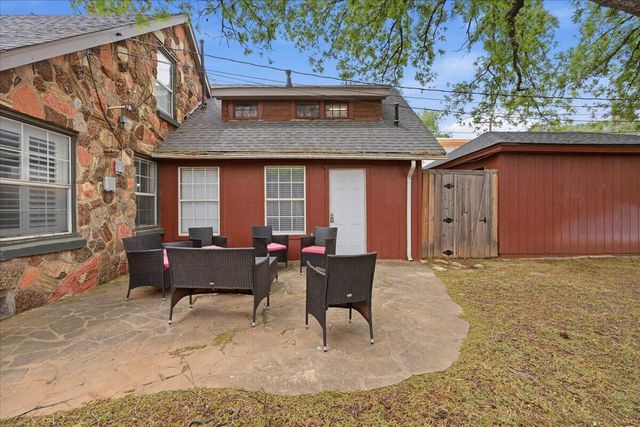2702 20th Street, Lubbock, TX 79410
