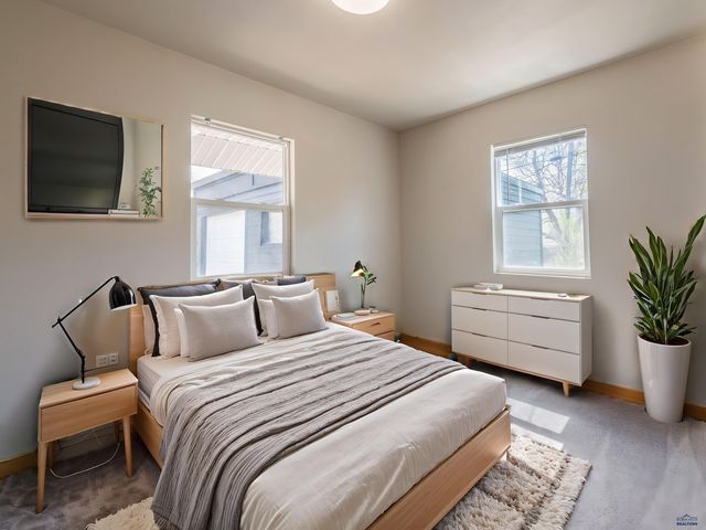 401 E ST FRANCIS, Rapid City, SD 57701