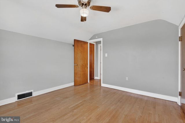 210 STAMBACH ST, Mcsherrystown, PA 17344