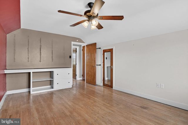 210 STAMBACH ST, Mcsherrystown, PA 17344