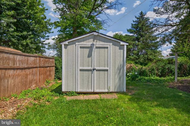 210 STAMBACH ST, Mcsherrystown, PA 17344
