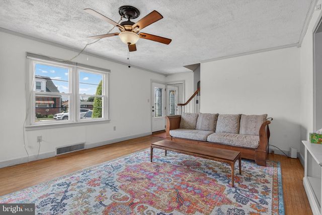 210 STAMBACH ST, Mcsherrystown, PA 17344