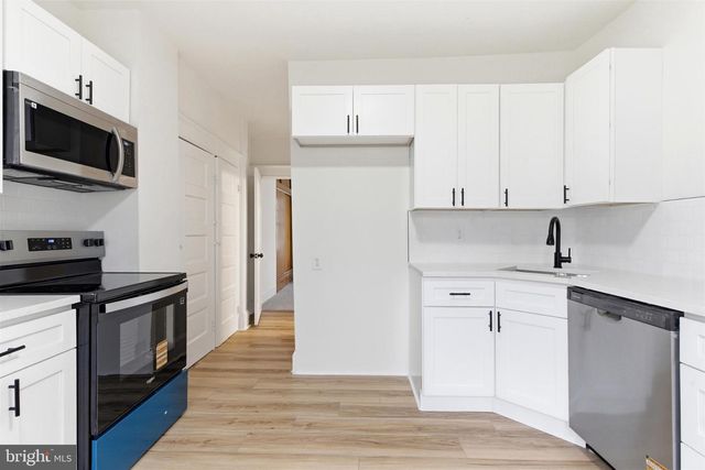 38 ELVIN AVE, Penns Grove, NJ 08069