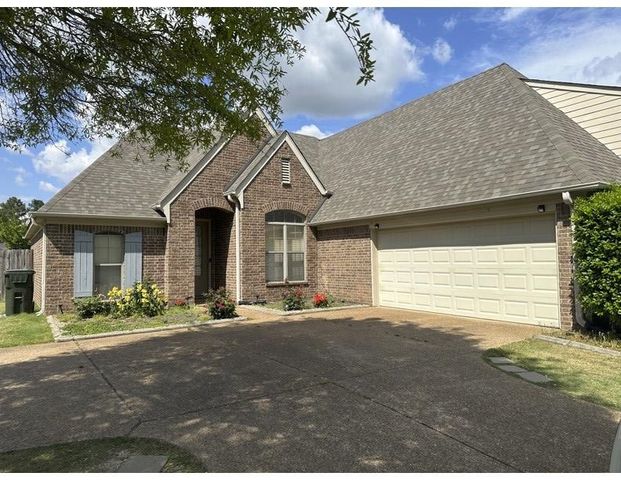 7672 ROMERO DR, Bartlett, TN 38002