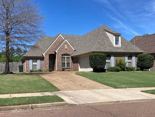 7672 ROMERO DR, Bartlett, TN 38002