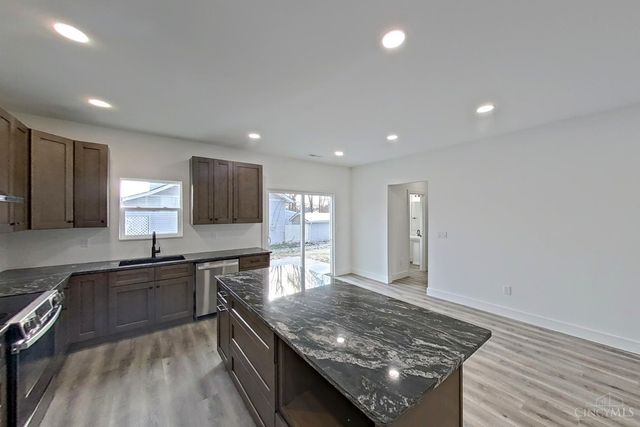 192 N Broadway Street, Williamsburg, OH 45176