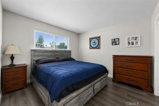 698 E 5th Street, Azusa, CA 91702
