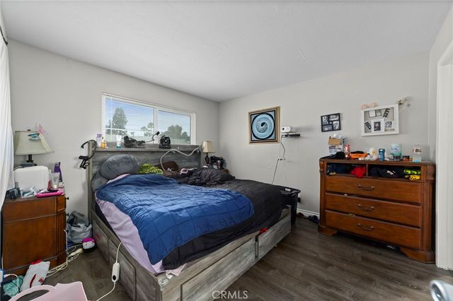 698 E 5th Street, Azusa, CA 91702