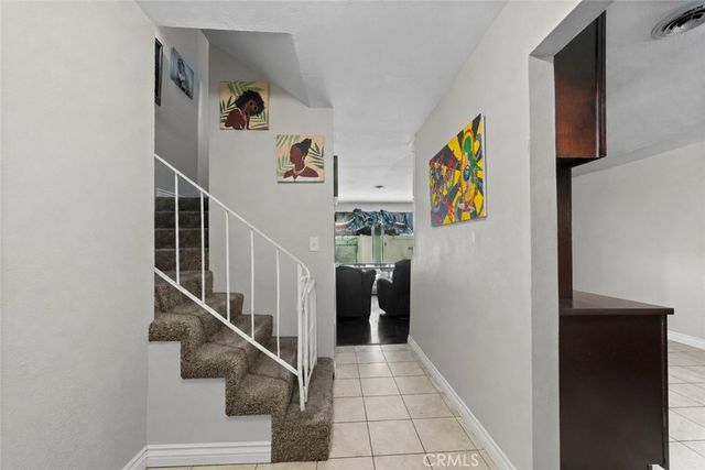 698 E 5th Street, Azusa, CA 91702