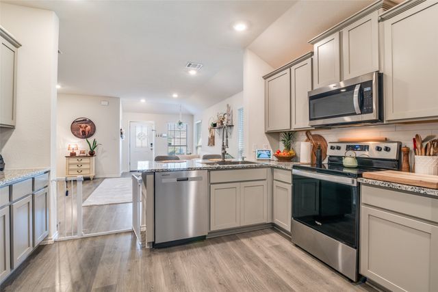 1605 Ackerly Drive, Forney, TX 75126