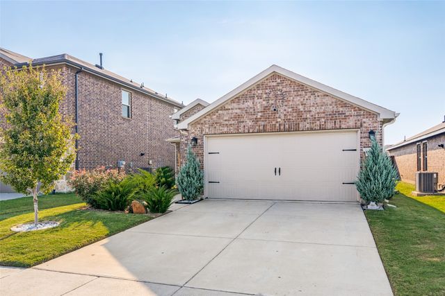 1605 Ackerly Drive, Forney, TX 75126