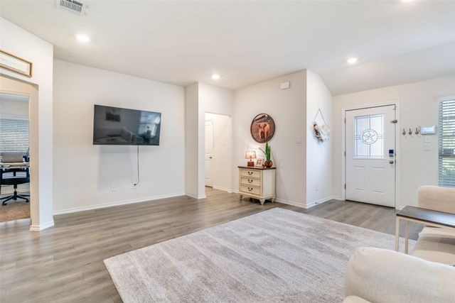 1605 Ackerly Drive, Forney, TX 75126