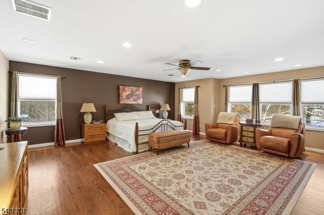 46 Arthur Rd, Hillsborough Twp., NJ 08844