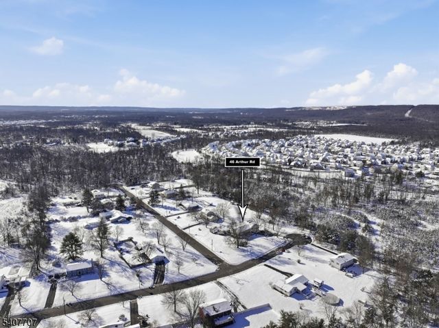 46 Arthur Rd, Hillsborough Twp., NJ 08844