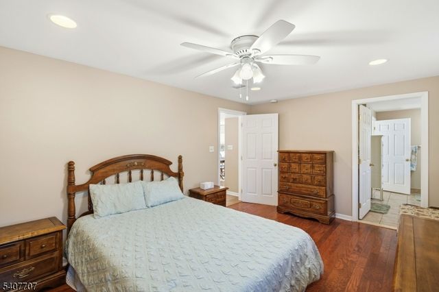 46 Arthur Rd, Hillsborough Twp., NJ 08844