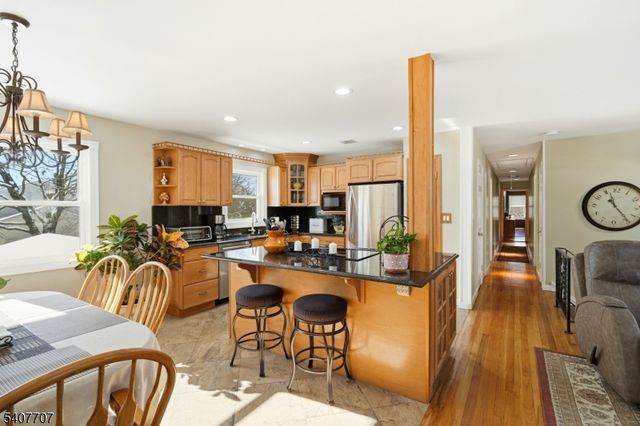 46 Arthur Rd, Hillsborough Twp., NJ 08844