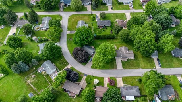 7712 LAKEWOOD Drive, Fairview, PA 16415