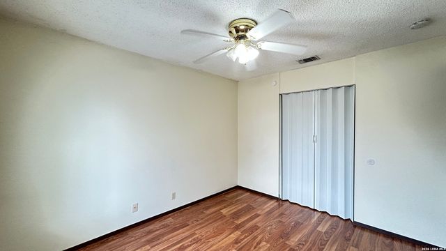 5111 Timber Trace St, San Antonio, TX 78250