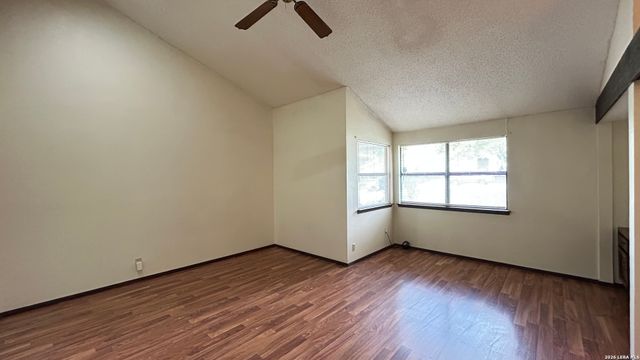 5111 Timber Trace St, San Antonio, TX 78250