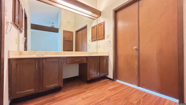 5111 Timber Trace St, San Antonio, TX 78250