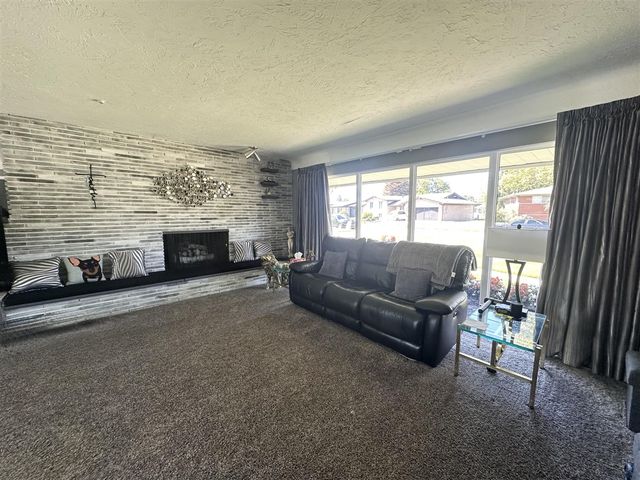 38176 Villa Mar Street, Harrison Twp, MI 48045