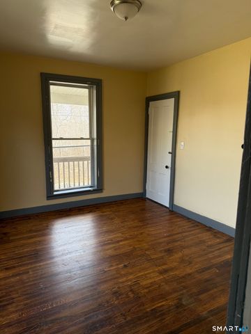 152 Scott Street, Naugatuck, CT 06770