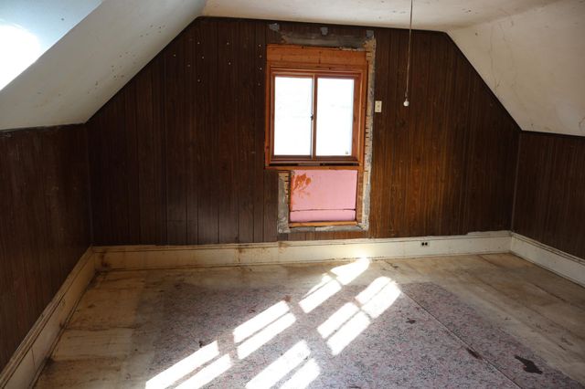 713 5th Avenue, Eau Claire, WI 54703