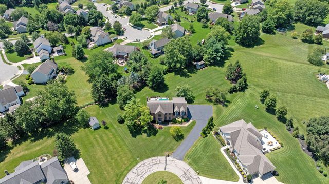 8787 Gosling Way, Powell, OH 43065