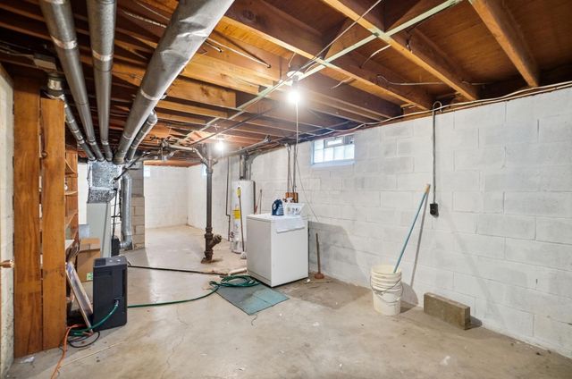 686 Plymouth Street, Worthington, OH 43085