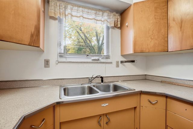 686 Plymouth Street, Worthington, OH 43085