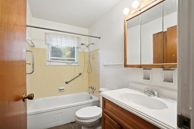 686 Plymouth Street, Worthington, OH 43085