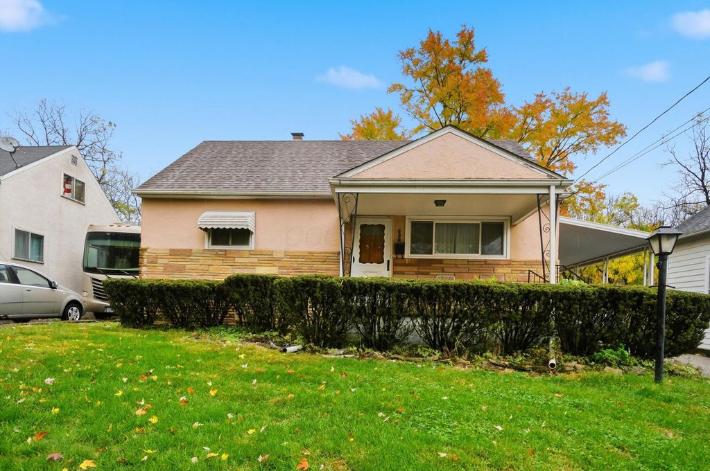 686 Plymouth Street, Worthington, OH 43085